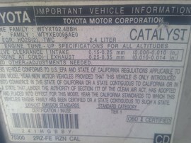 1998 TOYOTA TACOMA, WHITE, STD CAB, 2.4L, AT, 2WD,  Z25075